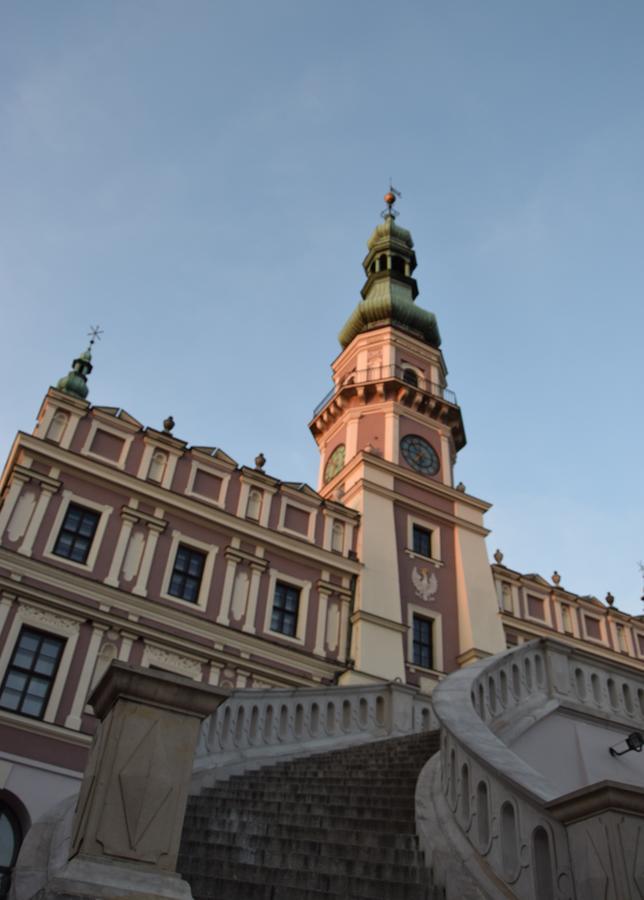 Pokoje Goscinne Osir Zamość Екстериор снимка